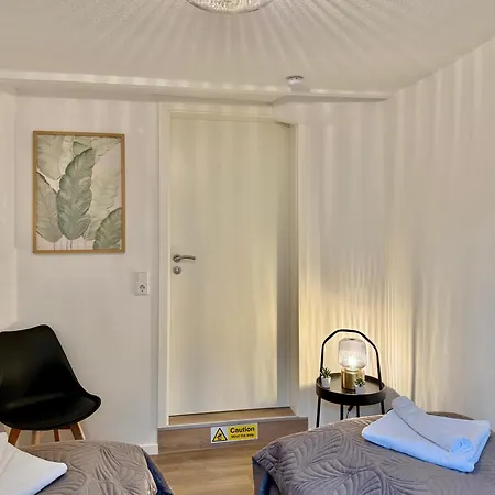 Beautiful New In Mitte - 5 Personen Apartment